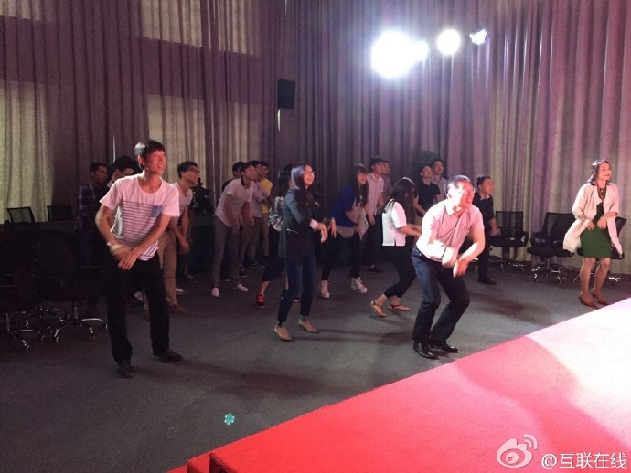 B2B企业GEO实战：如何让你的解决方案被AI”看见”